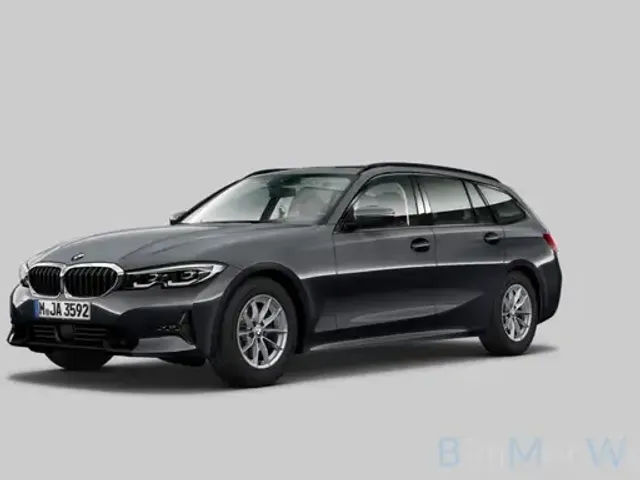 BMW 330
