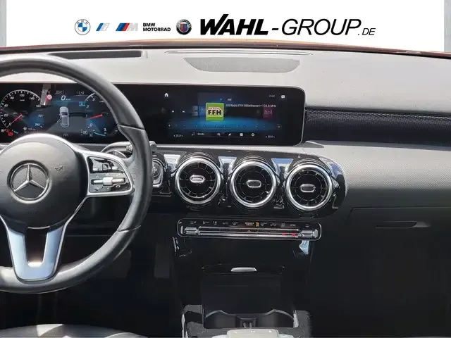 Mercedes-Benz A 220