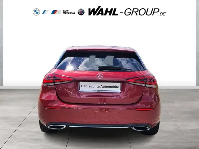 Mercedes-Benz A 220
