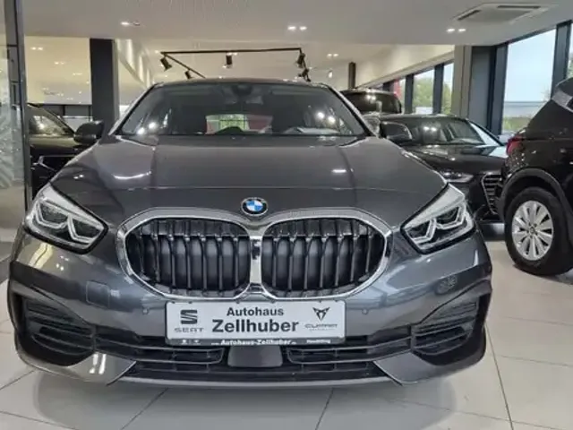 BMW 118