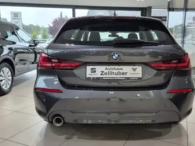BMW 118