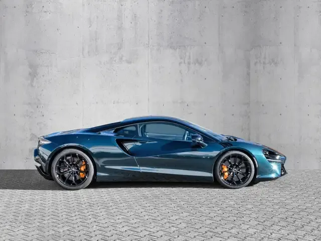 McLaren Artura