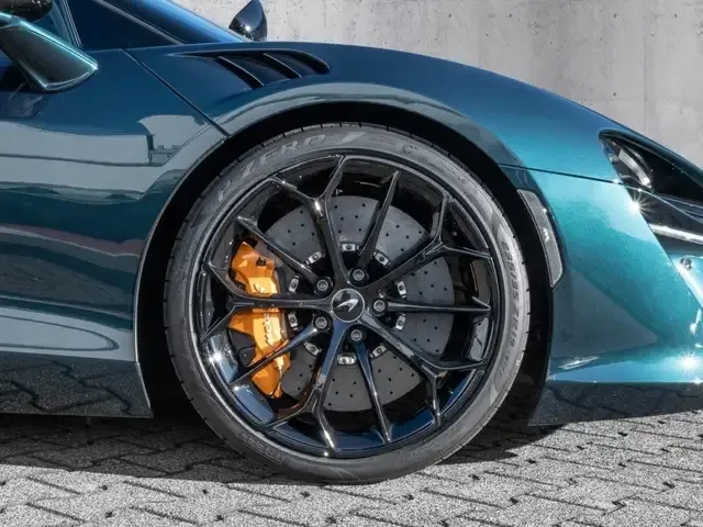 McLaren Artura