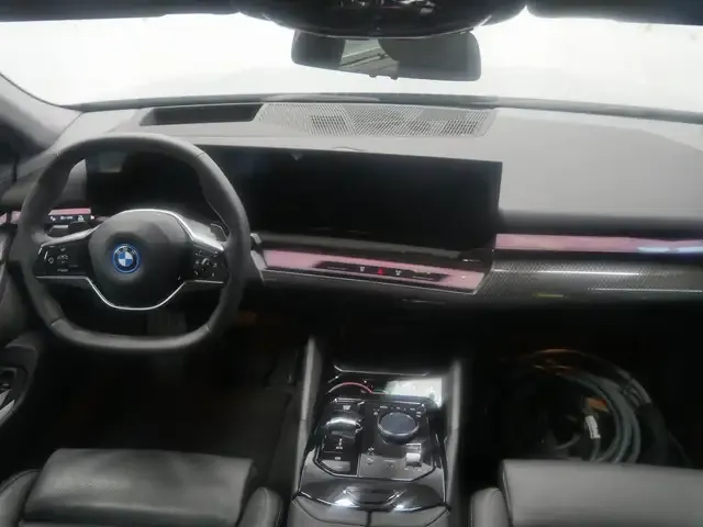 BMW 550