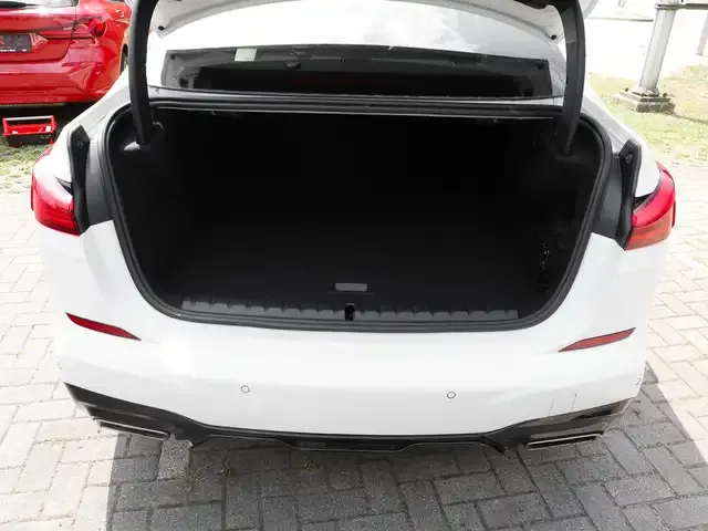 BMW 235