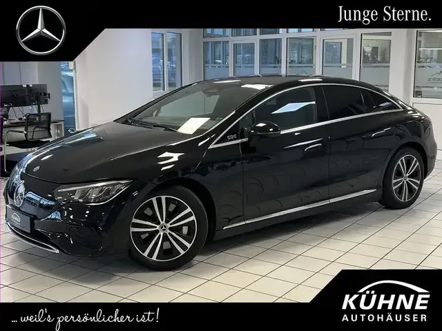 Mercedes-Benz EQE 300