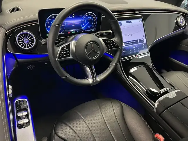 Mercedes-Benz EQE 300