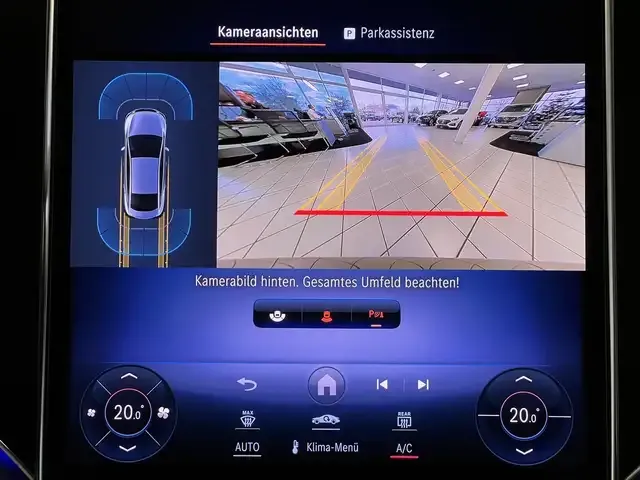 Mercedes-Benz EQE 300