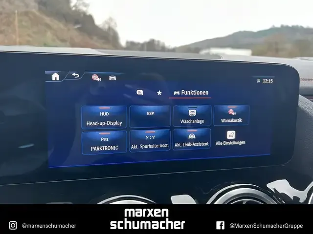 Mercedes-Benz EQA 300