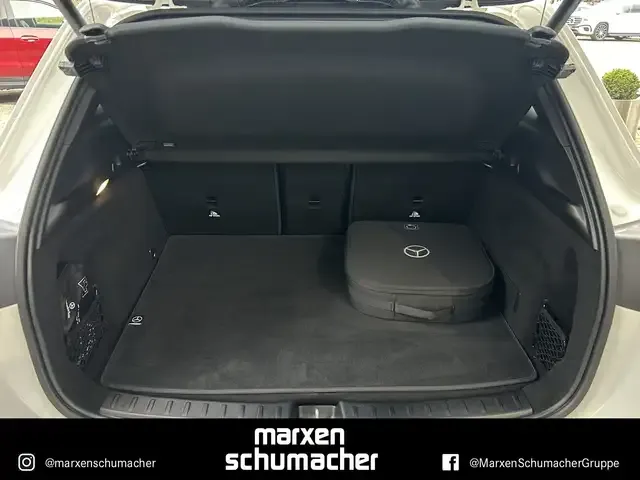 Mercedes-Benz EQA 300