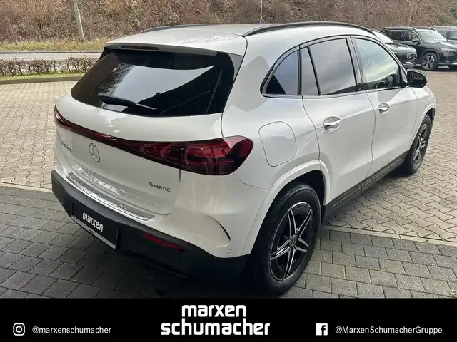 Mercedes-Benz EQA 300