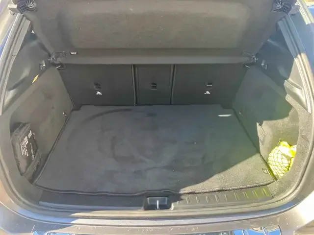 Mercedes-Benz GLA 220