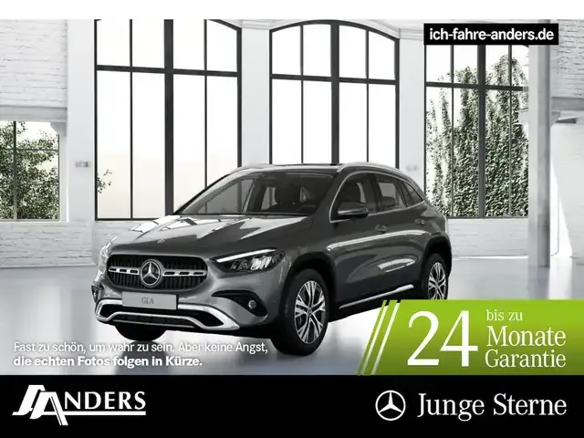 Mercedes-Benz GLA 220