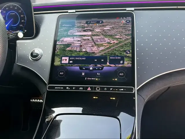 Mercedes-Benz EQE 43