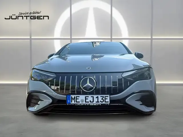 Mercedes-Benz EQE 43