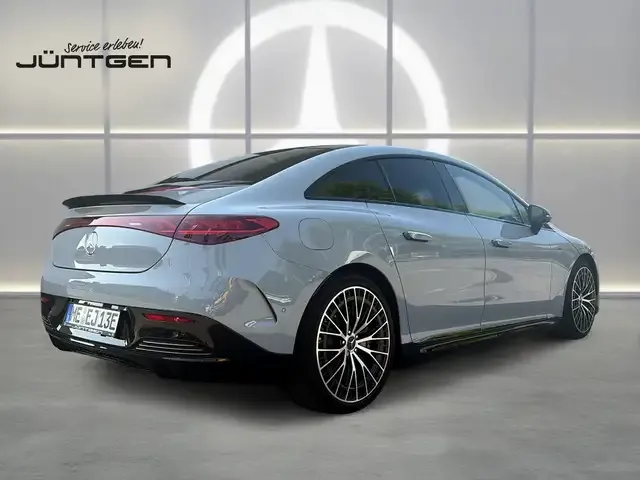 Mercedes-Benz EQE 43