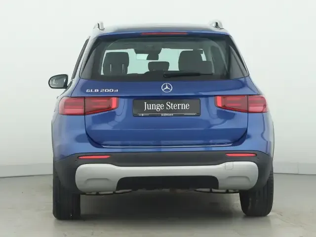 Mercedes-Benz GLB 200