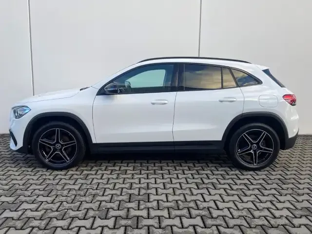 Mercedes-Benz Sonstige