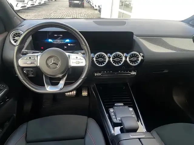 Mercedes-Benz Sonstige