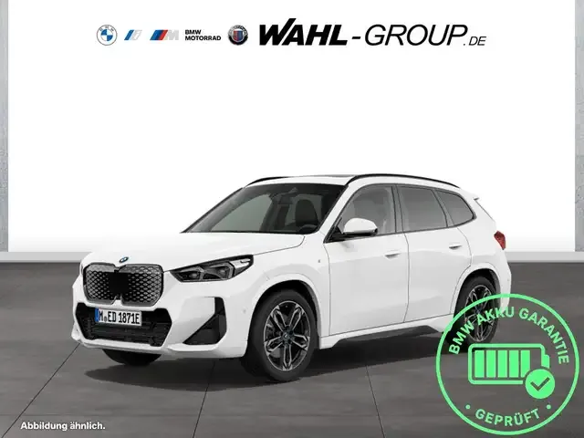 BMW iX1