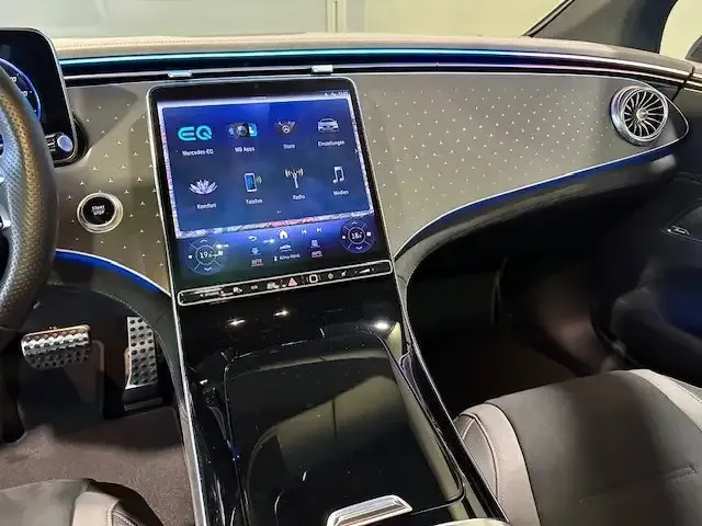 Mercedes-Benz EQE 350