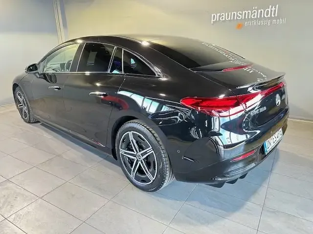 Mercedes-Benz EQE 350