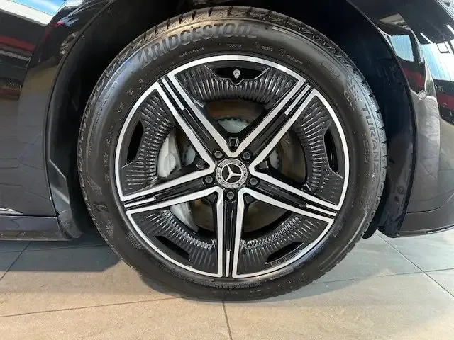 Mercedes-Benz EQE 350