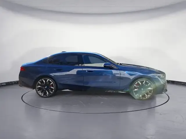 BMW 550