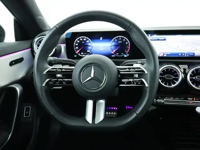 Mercedes-Benz CLA 220
