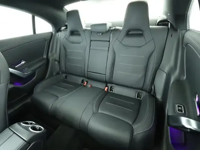 Mercedes-Benz CLA 220