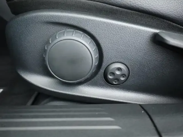 Mercedes-Benz CLA 220