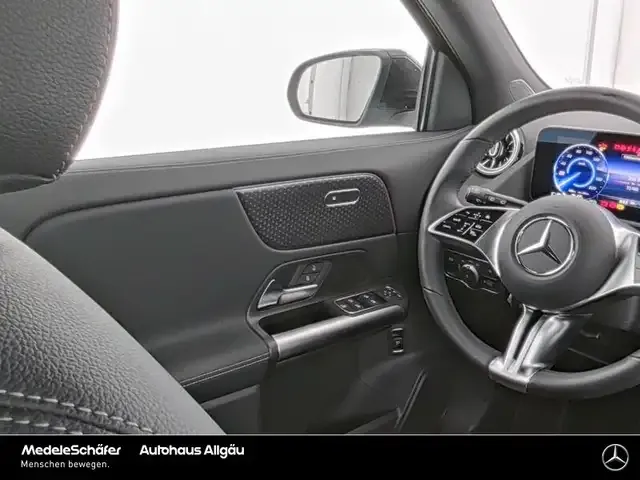 Mercedes-Benz EQA 350