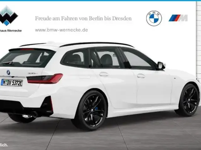 BMW 330