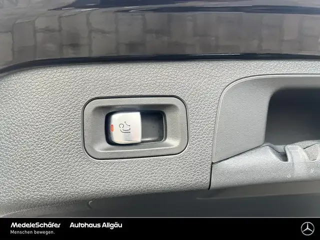 Mercedes-Benz EQC 400