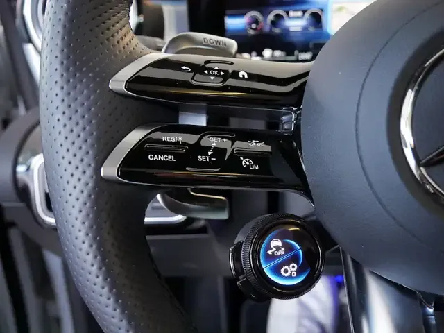 Mercedes-Benz CLA 35 AMG