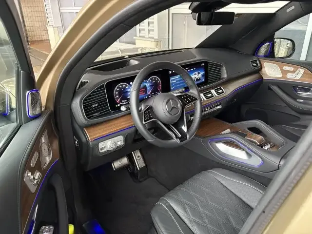 Mercedes-Benz GLS 600