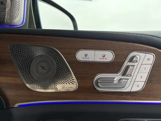 Mercedes-Benz GLS 600