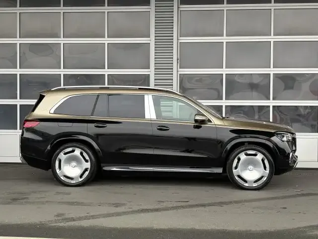 Mercedes-Benz GLS 600