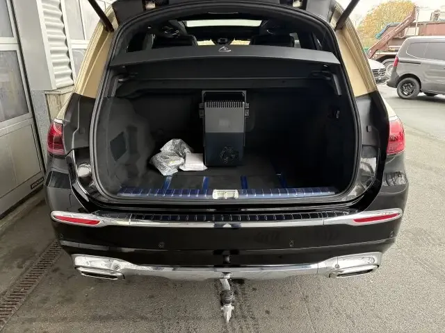 Mercedes-Benz GLS 600