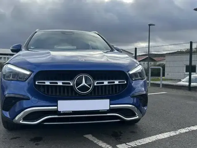 Mercedes-Benz GLA 200