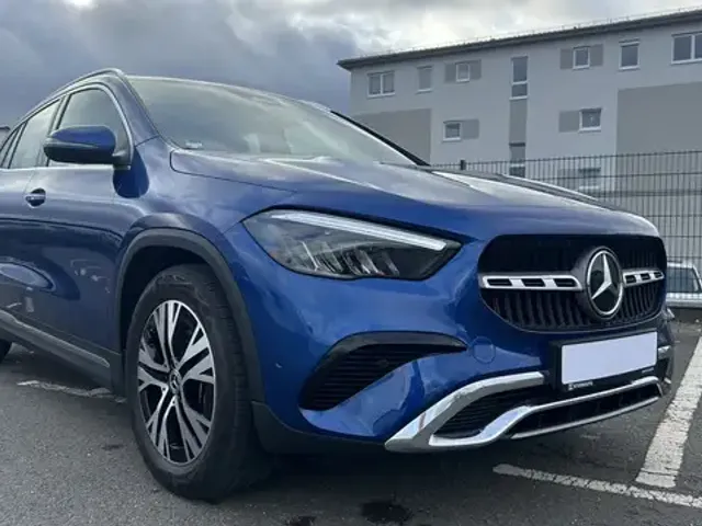 Mercedes-Benz GLA 200
