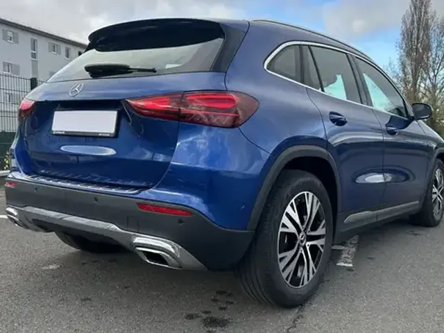 Mercedes-Benz GLA 200