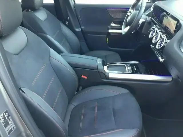 Mercedes-Benz EQA 300