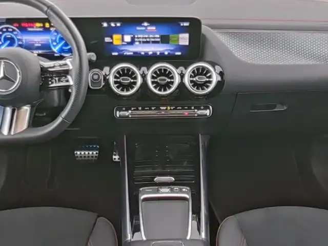 Mercedes-Benz EQA 300