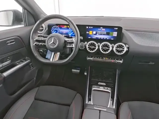 Mercedes-Benz EQA 300