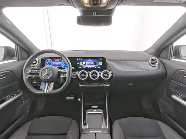 Mercedes-Benz EQA 300