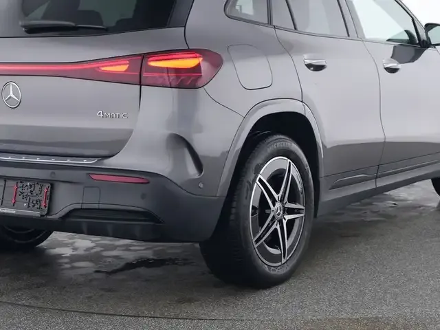Mercedes-Benz EQA 300