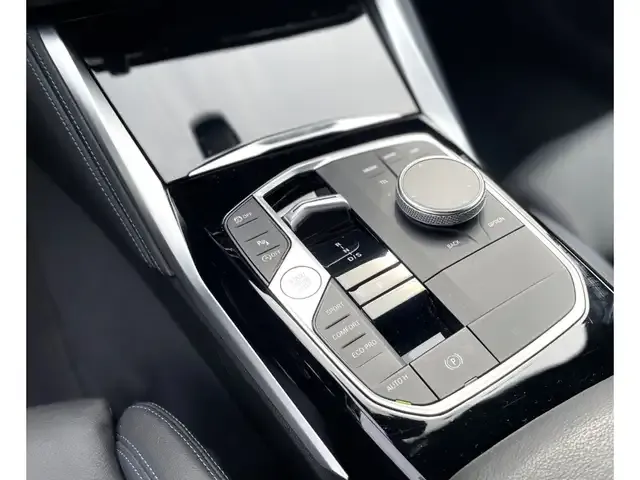 BMW 230