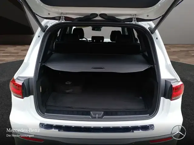 Mercedes-Benz EQB 300