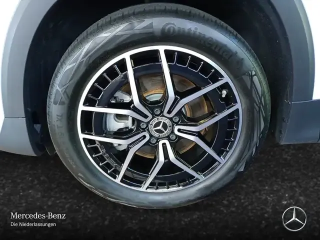 Mercedes-Benz EQB 300